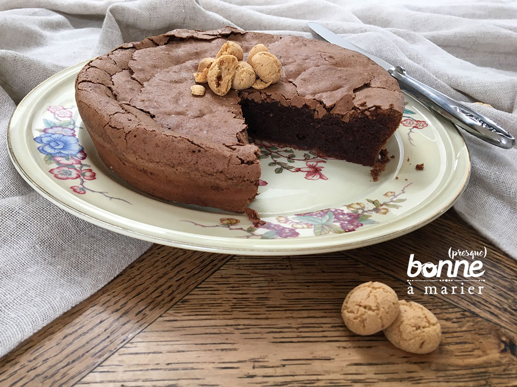 Gateau Au Chocolat Et Aux Amaretti Presque Bonne A Marier